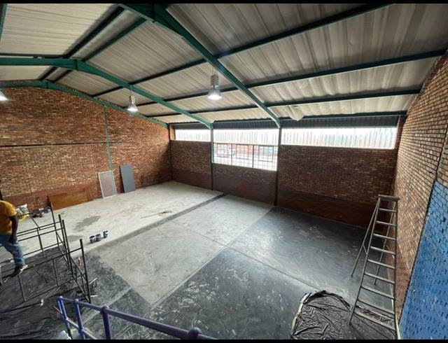 INDUSTRIAL PROPERTY TO RENT IN HENNOPSPARK